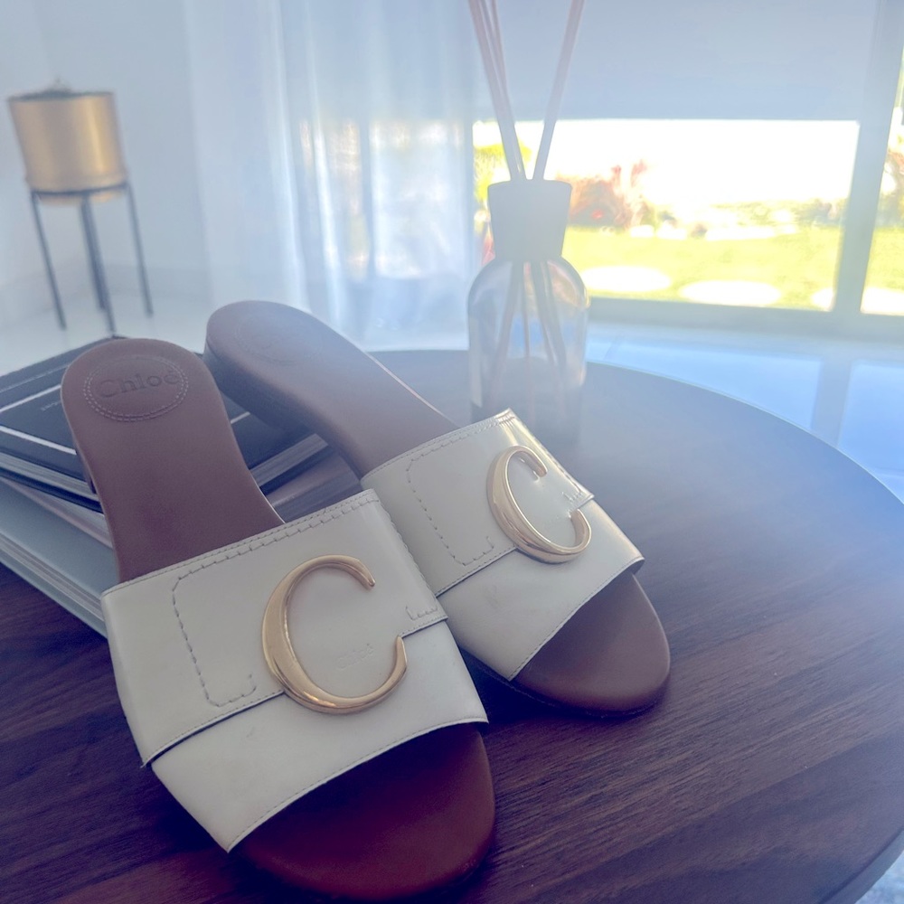 Chloe leather sandal